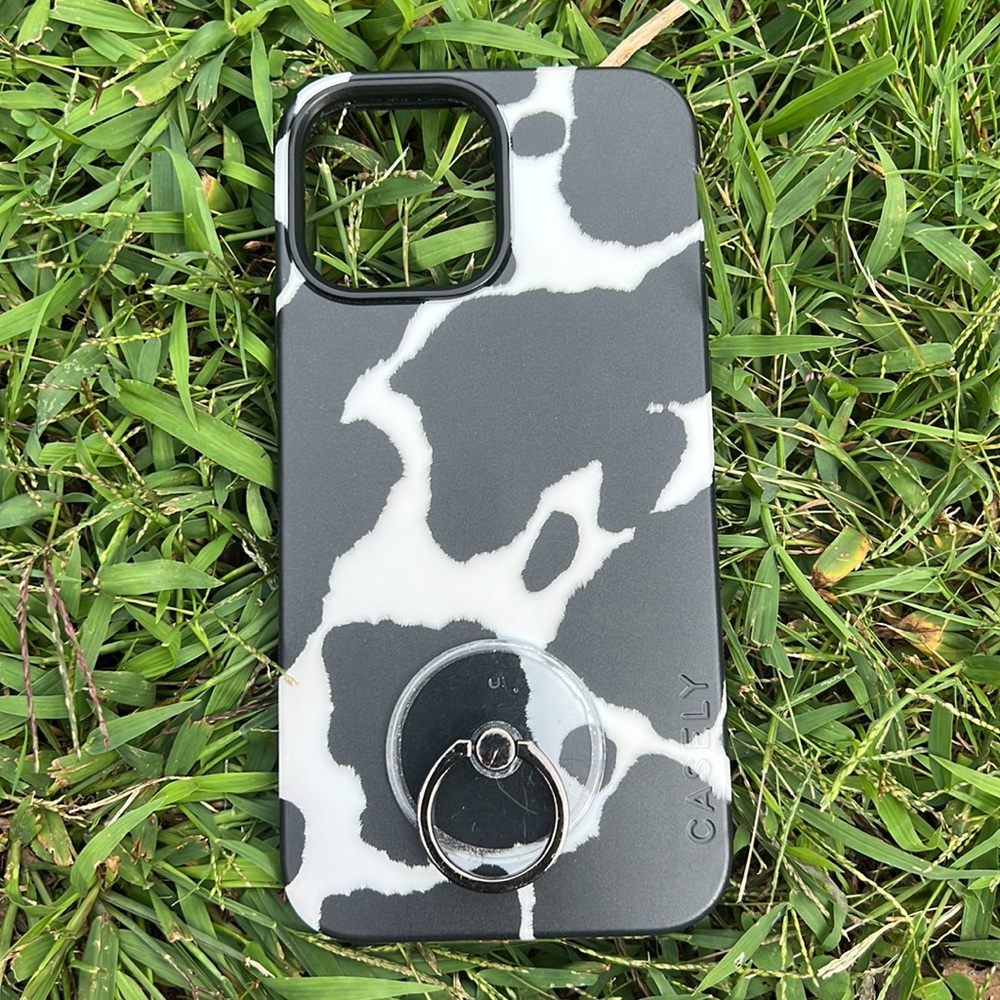iPhone 13 Pro Max Cow Print Casely case with ring